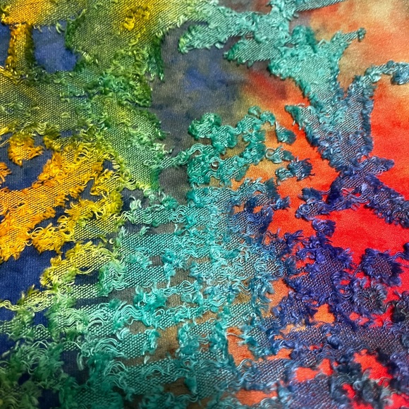 Calessa Multicolor Abstract Women's Artsy Flowy Blouse PS - Picture 4 of 6